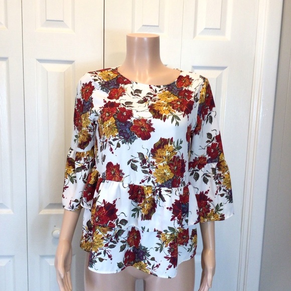 Time and Tru Women's Floral Ruffle Bell Sleeve Peplum Top Blouse Size Small 4-6 - Picture 3 of 8